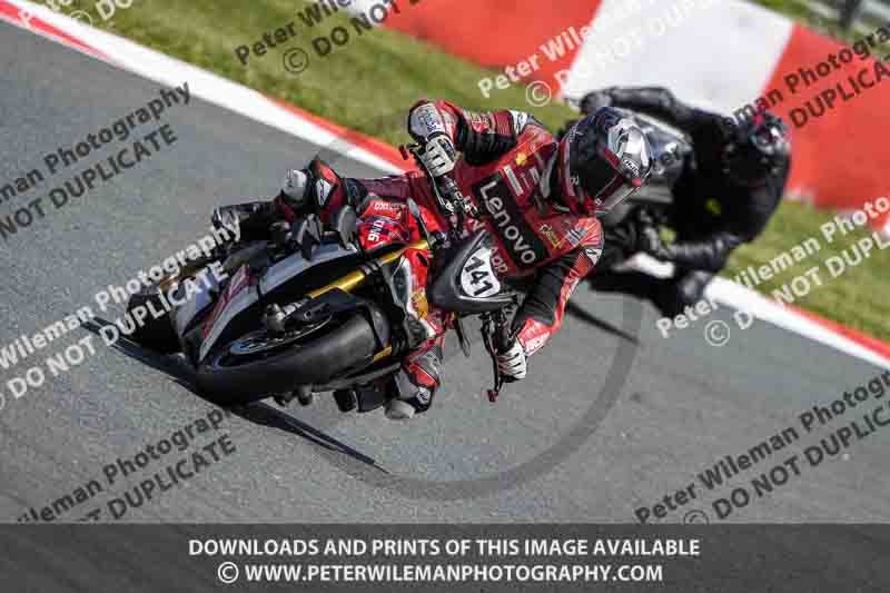 cadwell no limits trackday;cadwell park;cadwell park photographs;cadwell trackday photographs;enduro digital images;event digital images;eventdigitalimages;navarra;no limits trackdays;peter wileman photography;racing digital images;trackday digital images;trackday photos